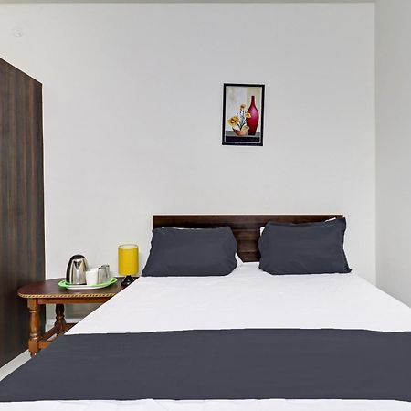 Hotel O J.K. Suites & Rooms Бангалор Екстериор снимка
